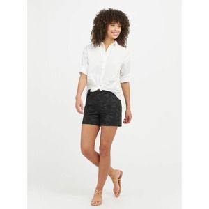 New Spanx Sunshine Shorts 6" In Black Camo UPF 50+ Quick Dry Outdoor Wear Sz.L